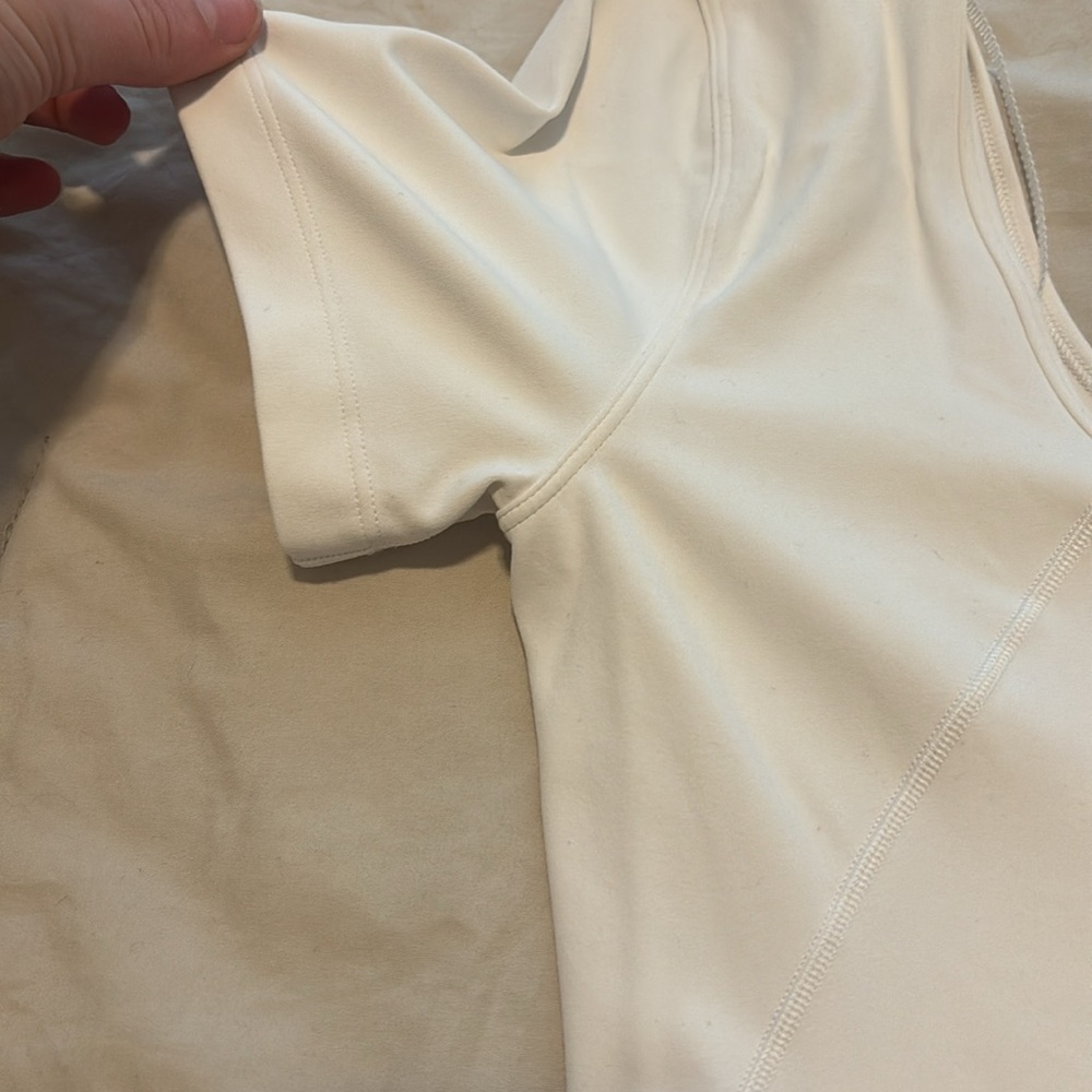 LULULEMON TOP - Picture 4 of 4
